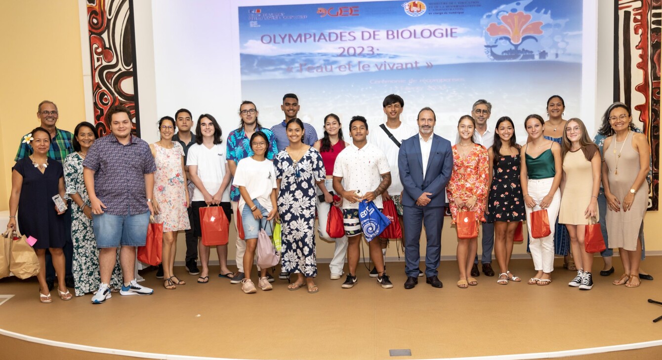 Cérémonie de remise des prix dans le cadre des Olympiades de Biologie