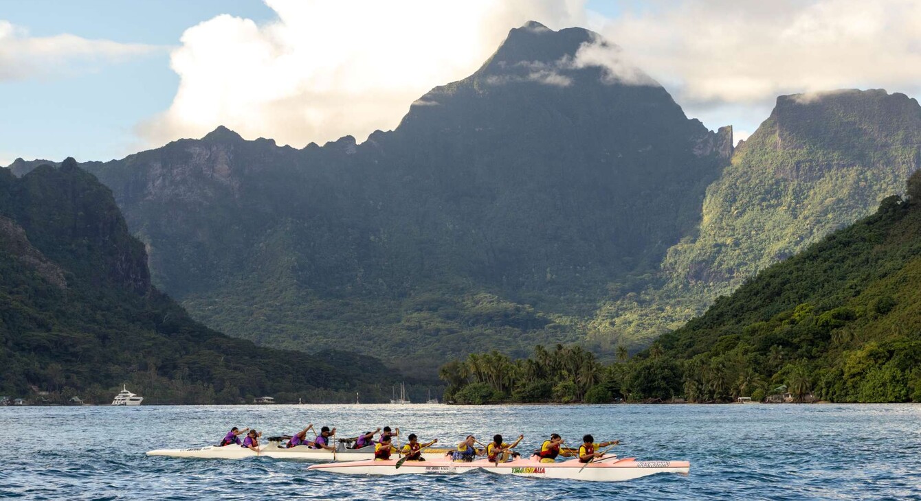Aimeho Va’a Race 2026 : la 22ᵉ édition de la course scolaire de pirogues à Moorea