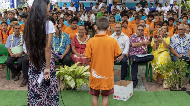 Visite au collège de Tiarama 01