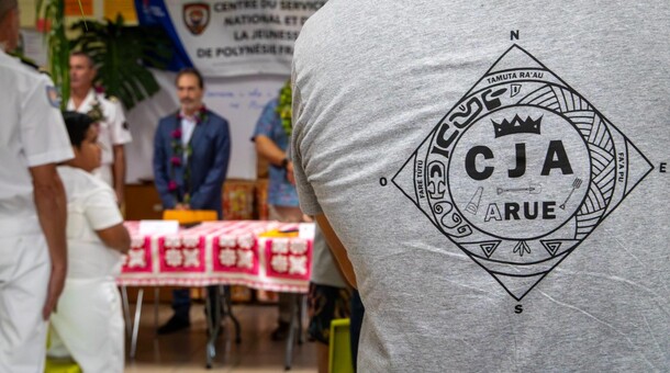 Signature de la convention "Classe Défense" à Arue