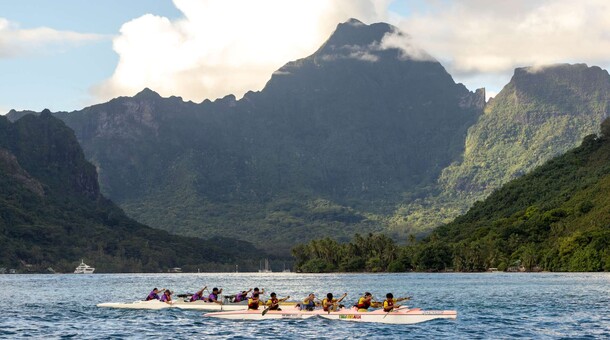 Aimeho Va’a Race 2026 : la 22ᵉ édition de la course scolaire de pirogues à Moorea