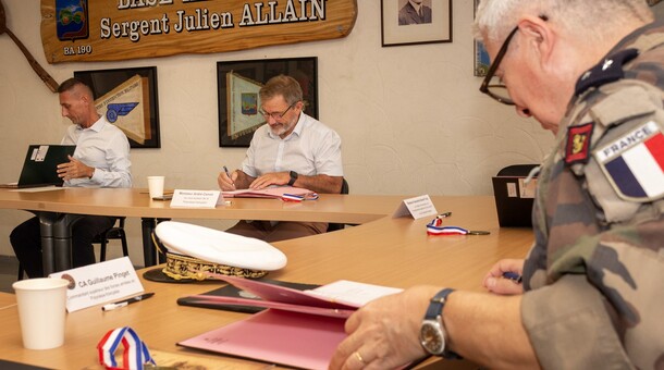 Signature d’une convention « Classe de défense et de sécurité globale » entre le lycée d’Uturoa et le DA 190