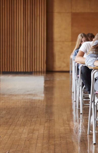 Surveillant de concours et d'examens